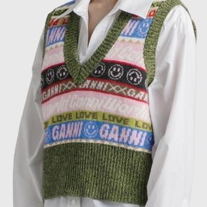 Like new - never worn. No tags.